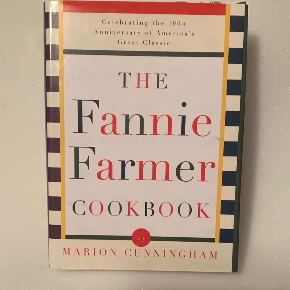 The Fannie Farmer Cookbook - Classic Edition with Multicolor Cover
